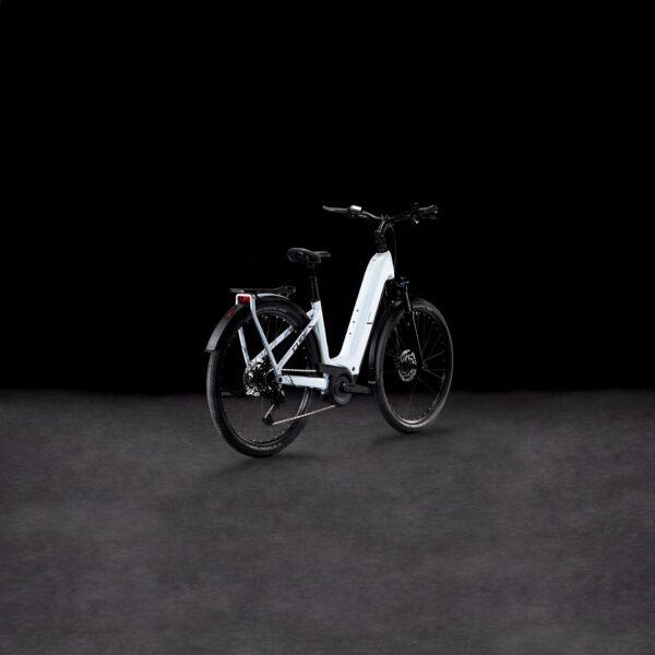 Cube Ηλεκτρικό Ποδήλατο Kathmandu Hybrid One 600 Easy Entry polarwhite'n'black