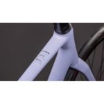 Cube Attain Race cyclamen´n´black