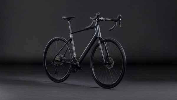 Cube Ποδήλατο Δρόμου Attain C:62 Race blackline