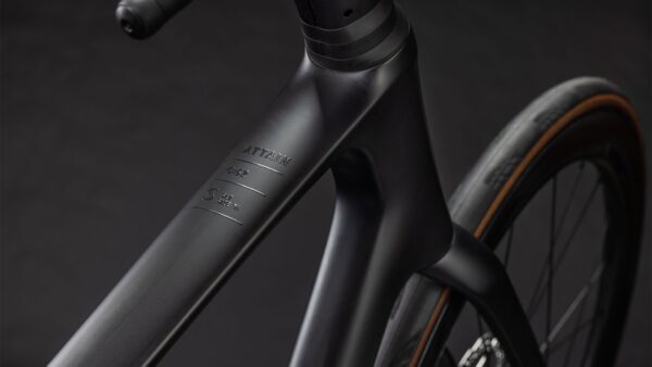 Cube Ποδήλατο Δρόμου Attain C:62 SLT carbon´n´coalchrome