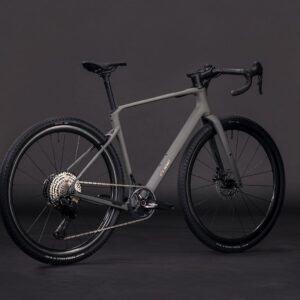 synqup_130300_P_00