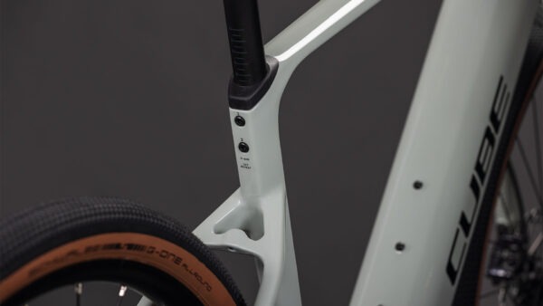 CUBE ΗΛΕΚΤΡΙΚΟ ΠΟΔΗΛΑΤΟ Gravel NUROAD HYBRID C:62 RACE 400X reedbeige´n´black