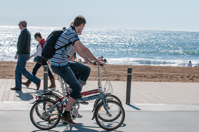 Ζήστε την απόλυτη εμπειρία ποδηλασίας στην πόλη με ένα σπαστό ποδήλατο